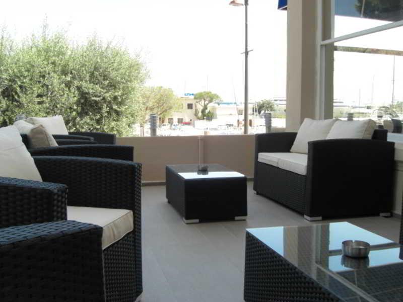The Originals City, Hotel Frisia, Beaulieu-Sur-Mer Exterior photo